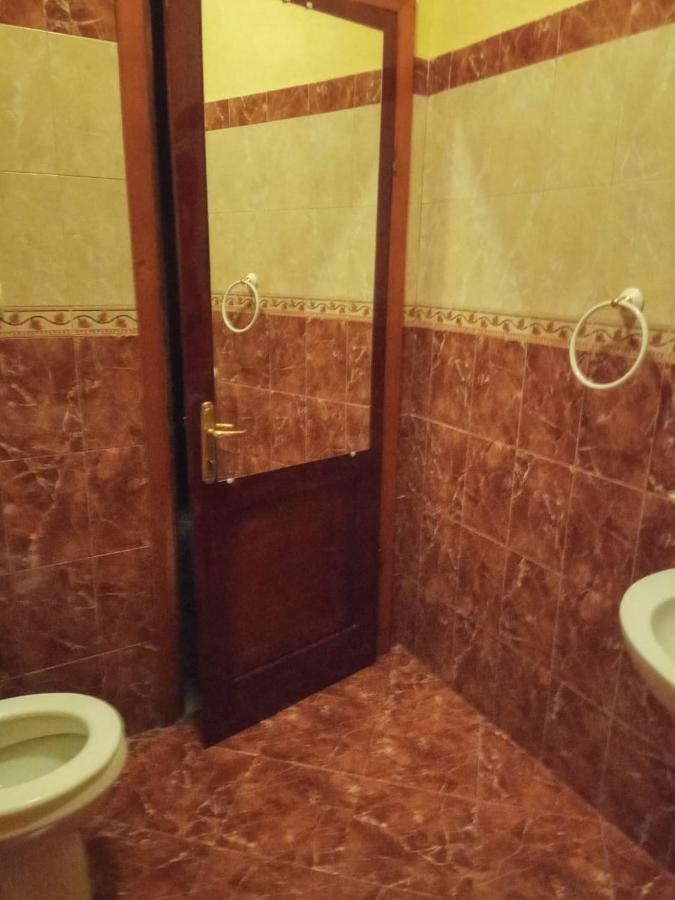 Twins Villa Mangalem 베라트 외부 사진