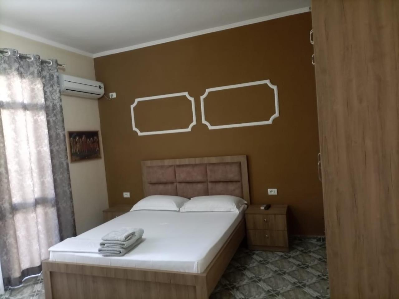 Twins Villa Mangalem 베라트 객실 사진
